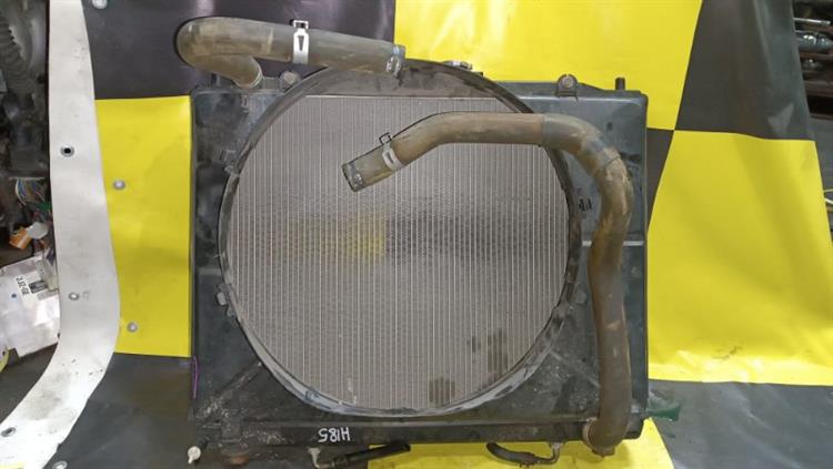 Радиатор основной Мицубиси Паджеро в Ачинске 105204