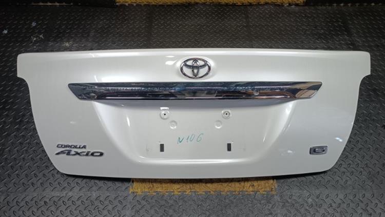 Крышка багажника Тойота Королла Аксио в Ачинске 106946
