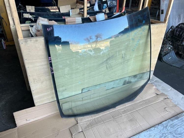 Лобовое стекло Хонда Степвагон в Ачинске 236509
