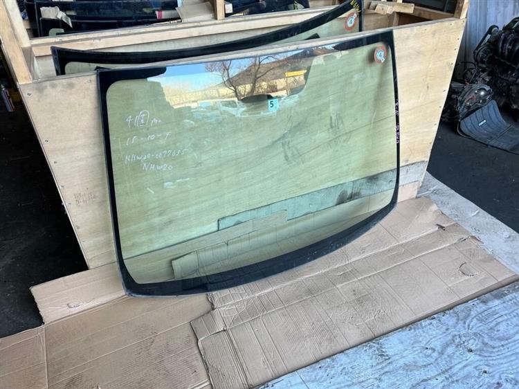 Лобовое стекло Тойота Приус в Ачинске 236521
