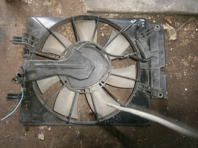 Диффузор радиатора Хонда СРВ в Ачинске 24032