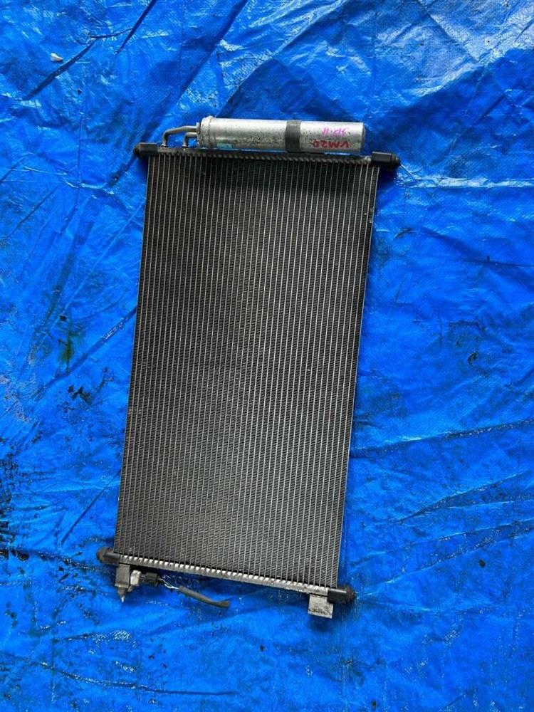 Радиатор кондиционера Ниссан НВ 200 в Ачинске 245873