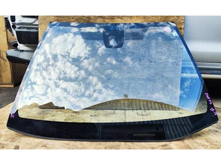 Лобовое стекло Тойота Королла в Ачинске 255796