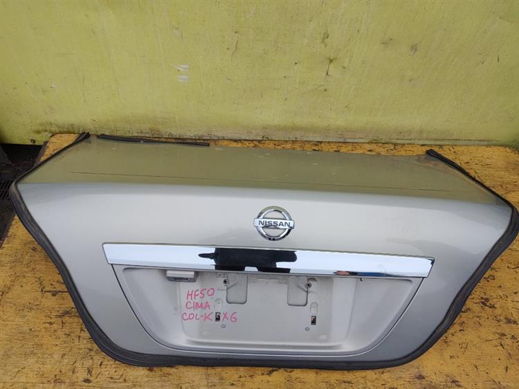 Крышка багажника Ниссан Сима в Ачинске 44601