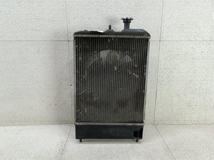 Радиатор основной Мицубиси ЕК в Ачинске 450841