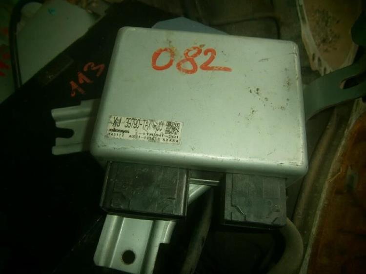 Блок управления ДВС Хонда Фит в Ачинске 73280