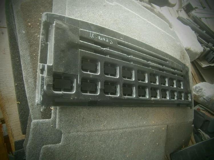 Полка багажника Тойота Сиента в Ачинске 77566